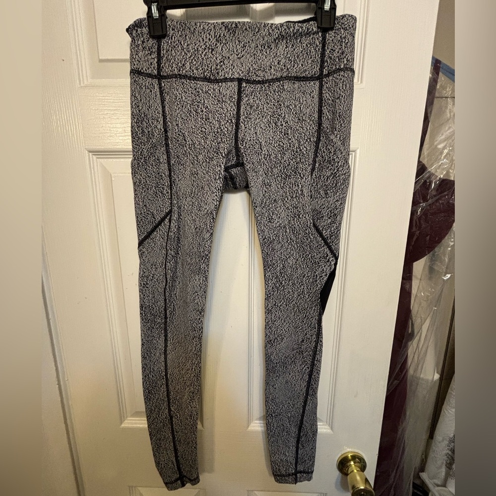Black and white speckled Lululemon leggings